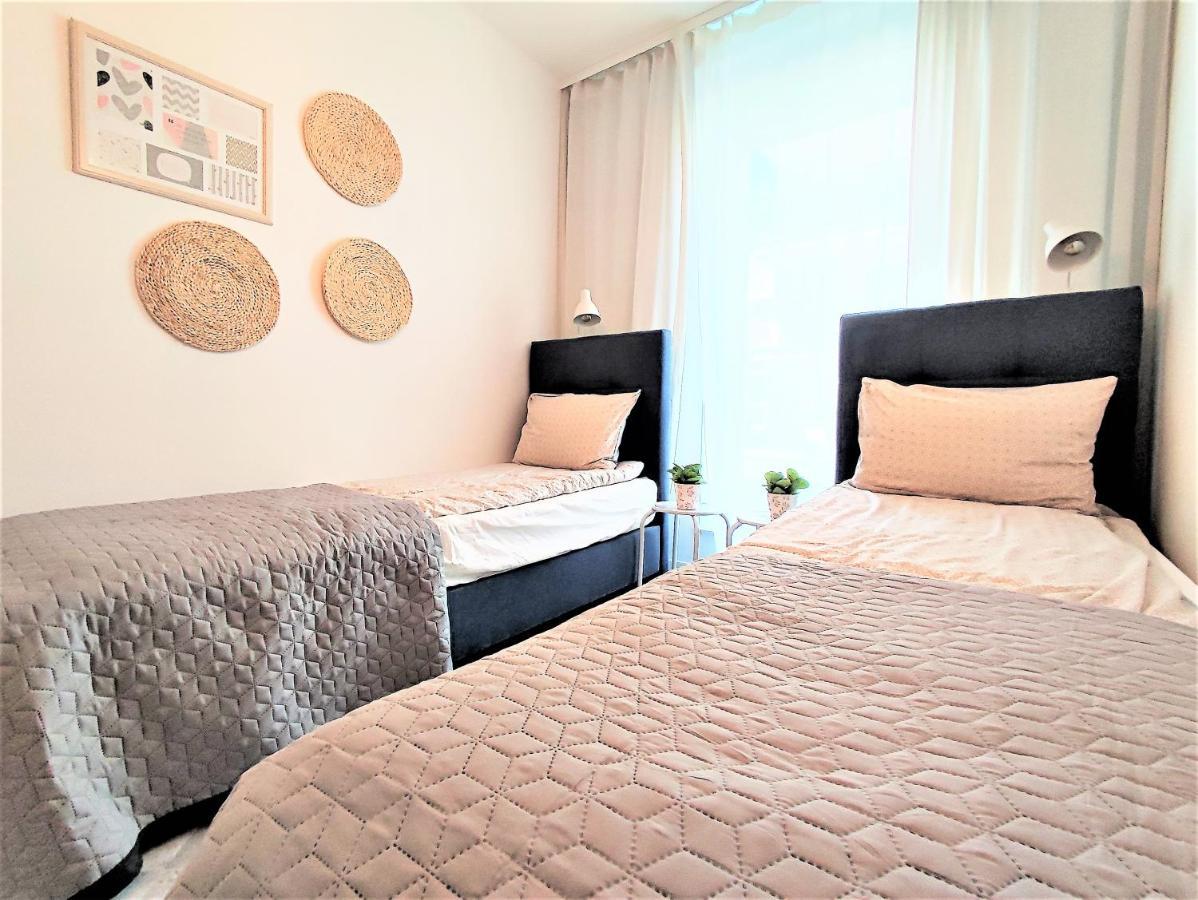 Randez-View - 60 M2, Widok Na Jezioro, Taras Z Trawnikiem, Klima, Parking, Netflix Apartment Iława Exterior foto